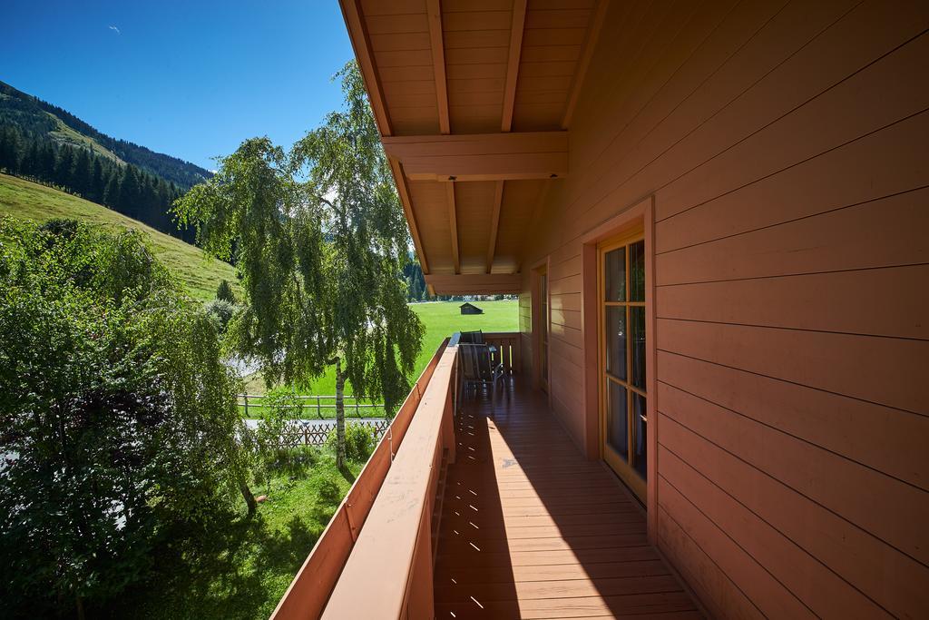 Holiday Lodge Felix ซาลบาคฮินเทอร์เกลมม์ ภายนอก รูปภาพ
