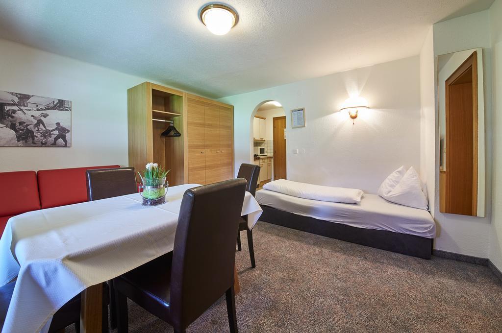 Holiday Lodge Felix ซาลบาคฮินเทอร์เกลมม์ ภายนอก รูปภาพ