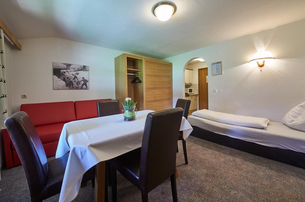 Holiday Lodge Felix ซาลบาคฮินเทอร์เกลมม์ ภายนอก รูปภาพ