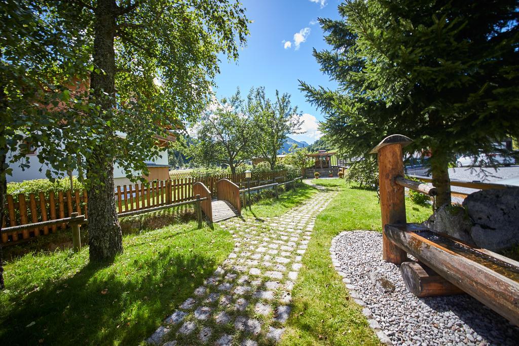 Holiday Lodge Felix ซาลบาคฮินเทอร์เกลมม์ ภายนอก รูปภาพ