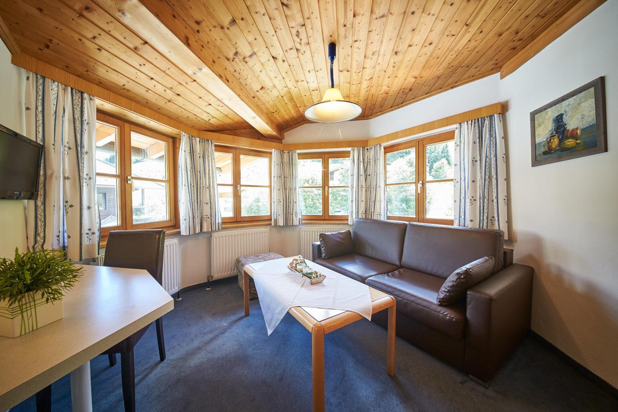 Holiday Lodge Felix ซาลบาคฮินเทอร์เกลมม์ ภายนอก รูปภาพ